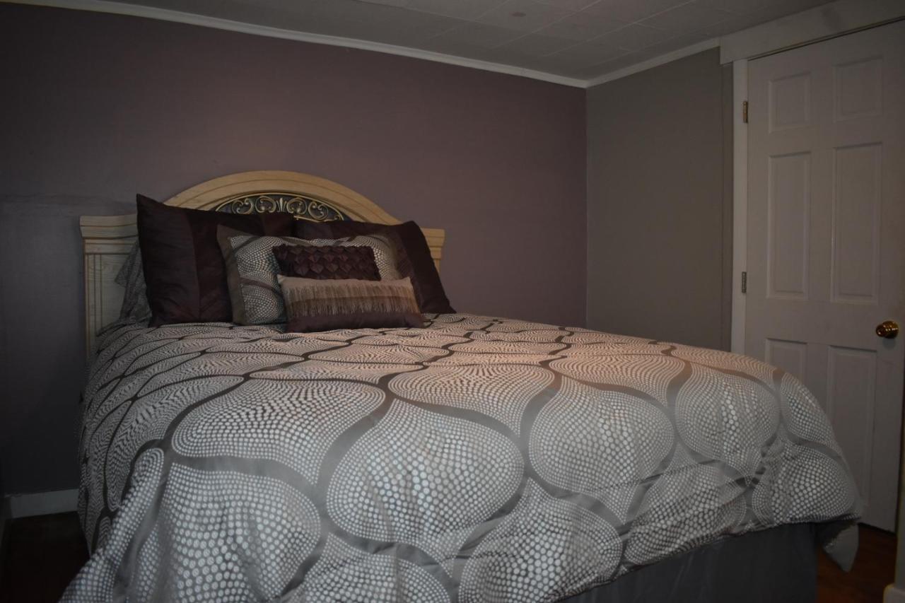 Cozy 2 Bedroom House Adrian Ngoại thất bức ảnh